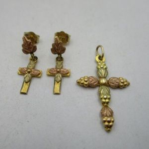 Multi-Tone Vintage 10K Cross Earrings/Pendant Set